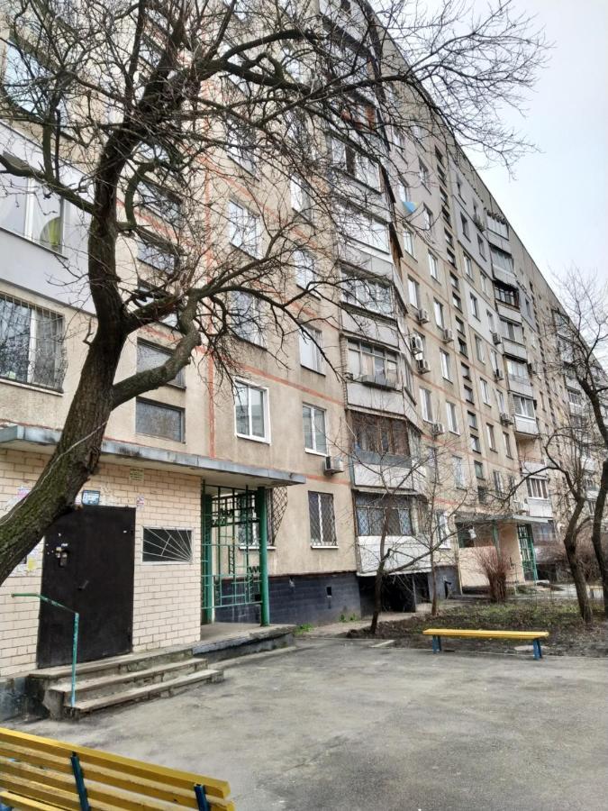 2 к квартира рядом стадион Металлист м. Спортивная. Харьков Экстерьер фото